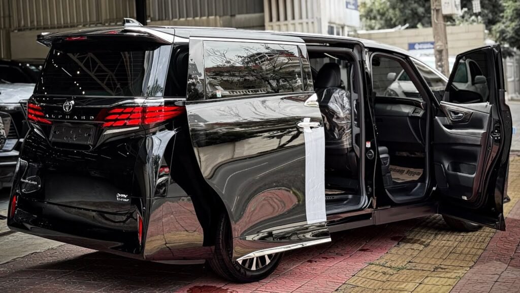 Toyota Hiace 2025
