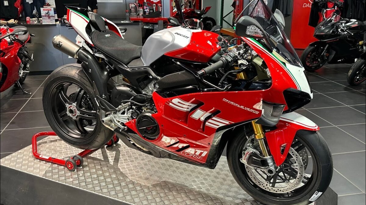 ducati unveils