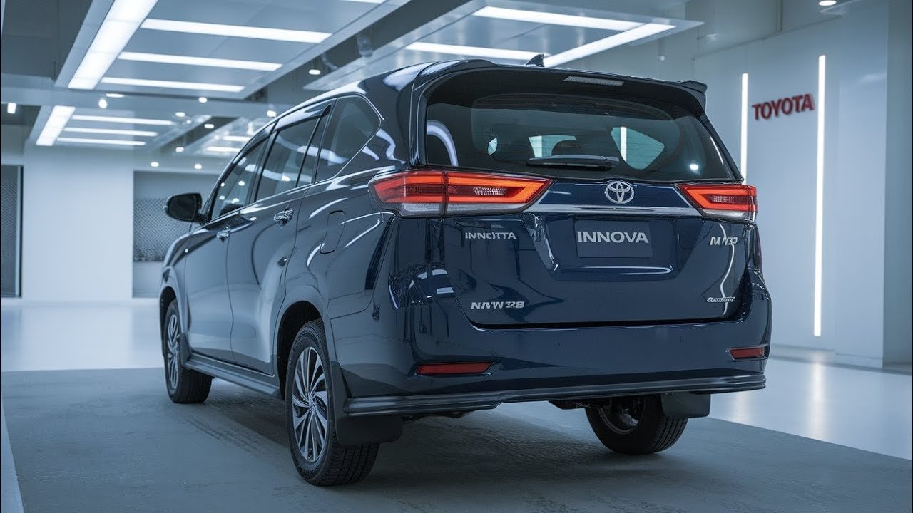 Toyota Innova Crysta 2025